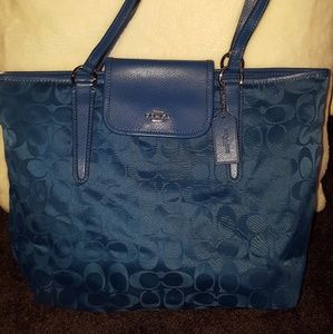 COACH TOTE